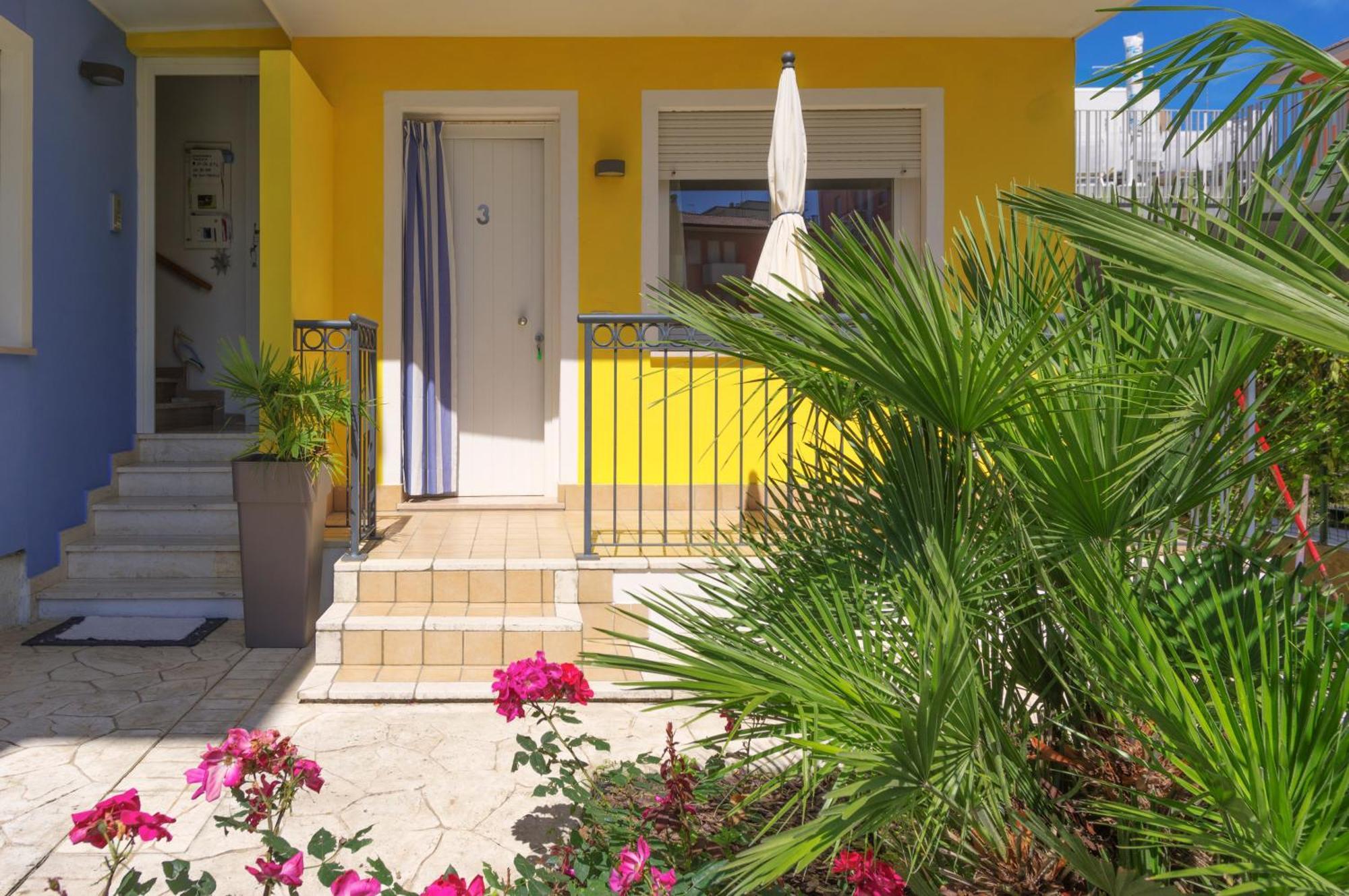 Residence Amarein Каорле Екстериор снимка