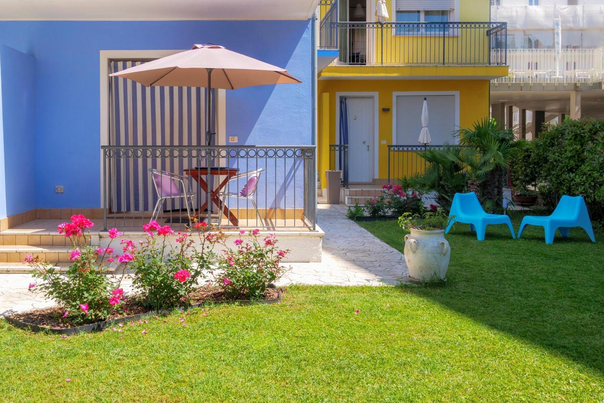 Residence Amarein Каорле Екстериор снимка